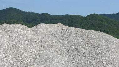 石灰石現(xiàn)場(chǎng)展示圖