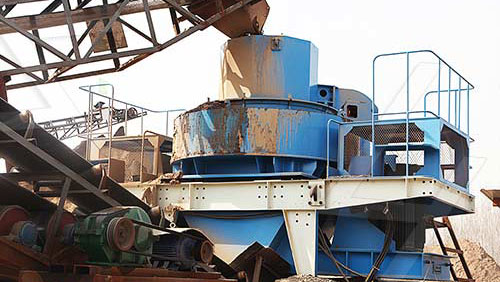 制砂機現(xiàn)場工作圖