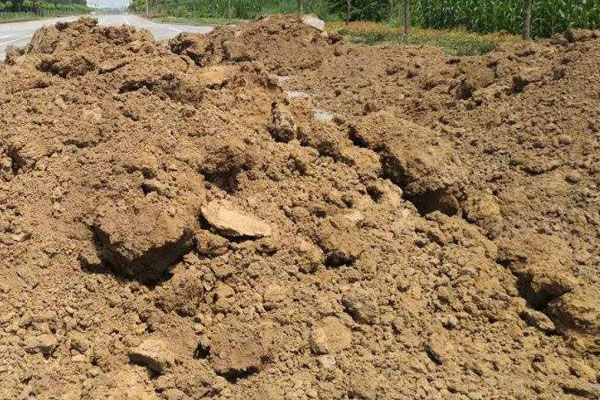 建筑渣土現(xiàn)場(chǎng) 建筑渣土現(xiàn)場(chǎng)